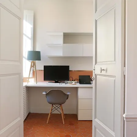 Les De Montigny Apartamento