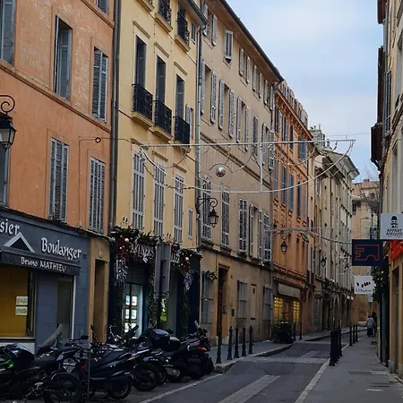 Les De Montigny Apartamento Aix-en-Provence